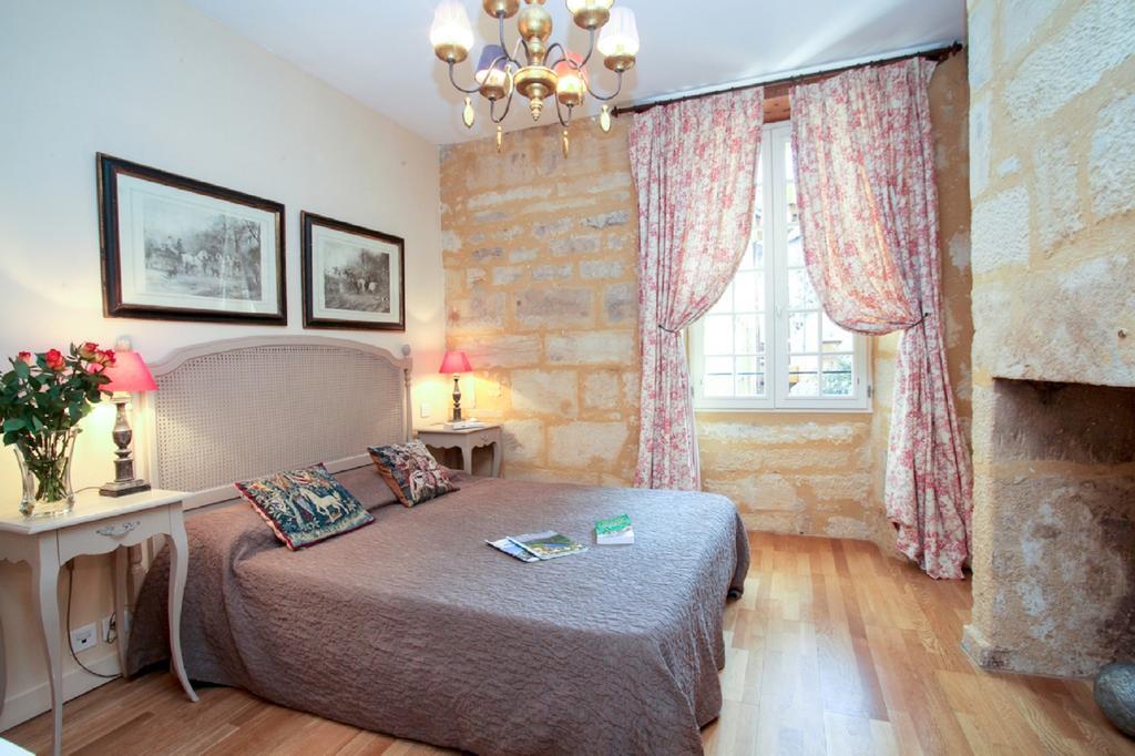 In Sarlat Luxury Rentals, Medieval Center - Maison Fenelon Eksteriør billede